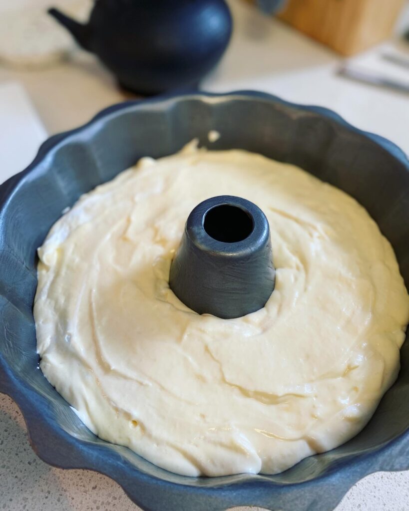 add the 2/3 mixture into the tin